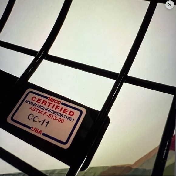 Bauer Black Hockey Helmet face Cage - Picture 4 of 5